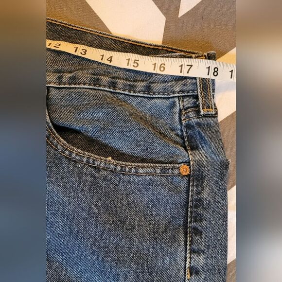 Levis 505 Men Regular Fit Denim Jean W36 L32 - Picture 4 of 7